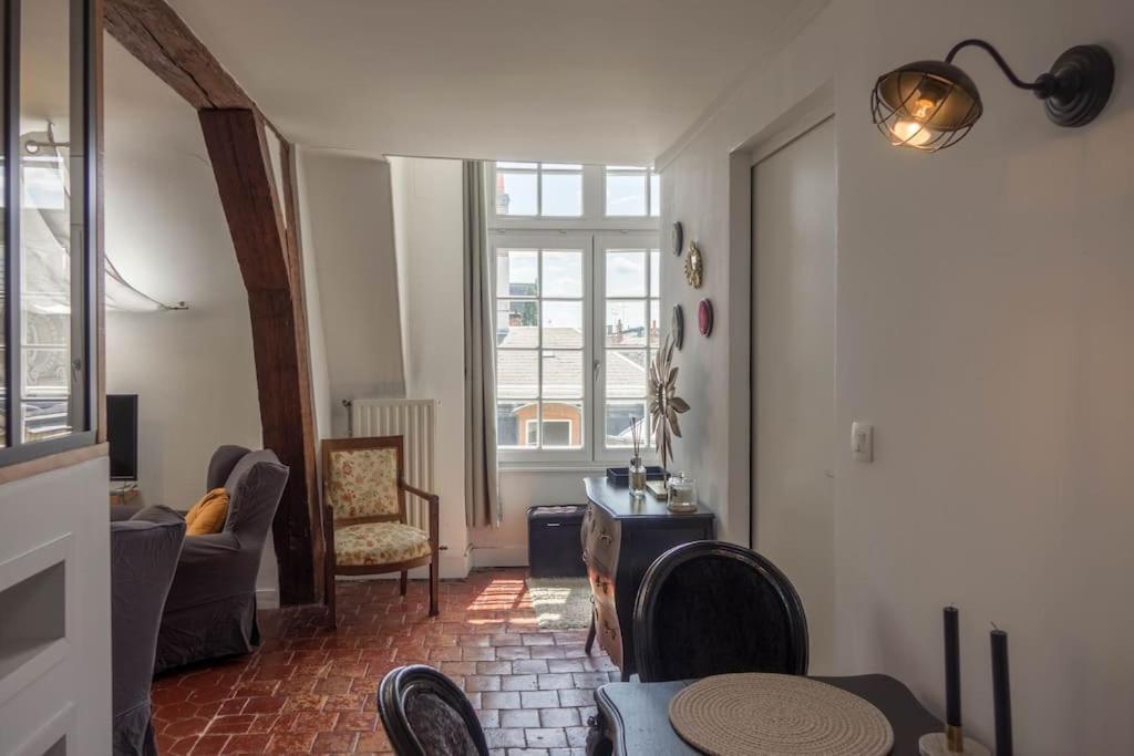 Le Sainte Anne *Studio* Daire Orléans Dış mekan fotoğraf